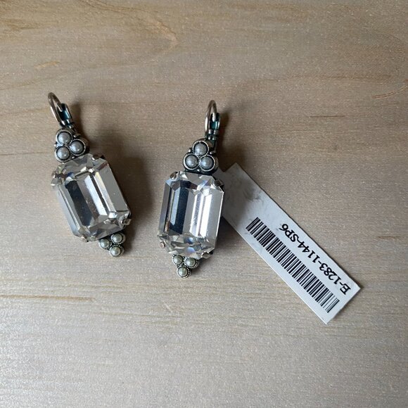 NWT Mariana Emerald Cut Clear Swarovski Crystal Silver Plated Leverback Earrings - Picture 10 of 13